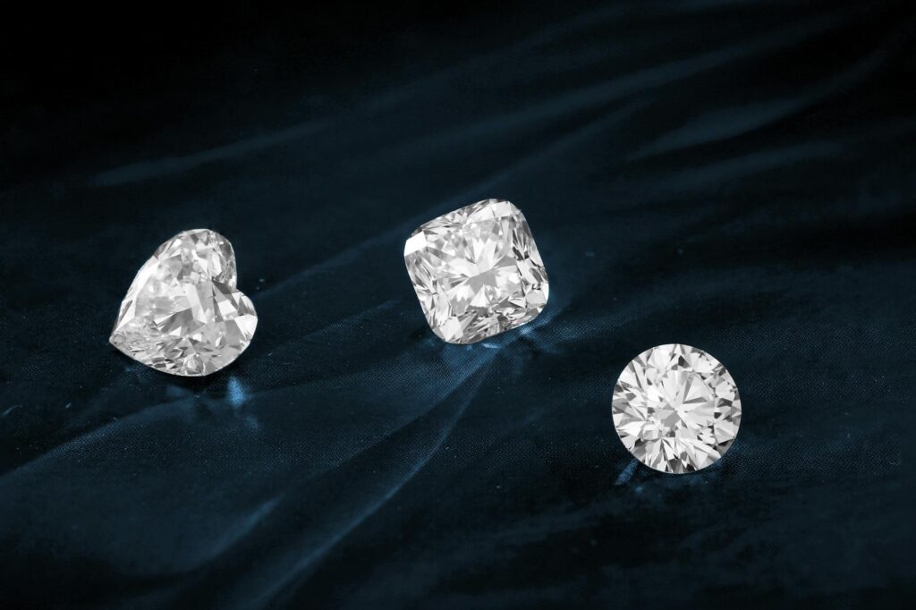 Lab Grown Vs Natural Diamonds: Ethical Debate & Investment