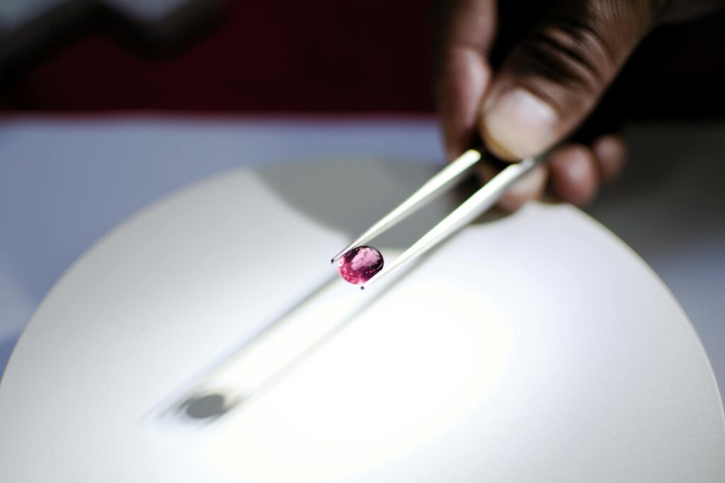 How to Become a Certified Gemologist in 2026: A Step-by-Step Blueprint