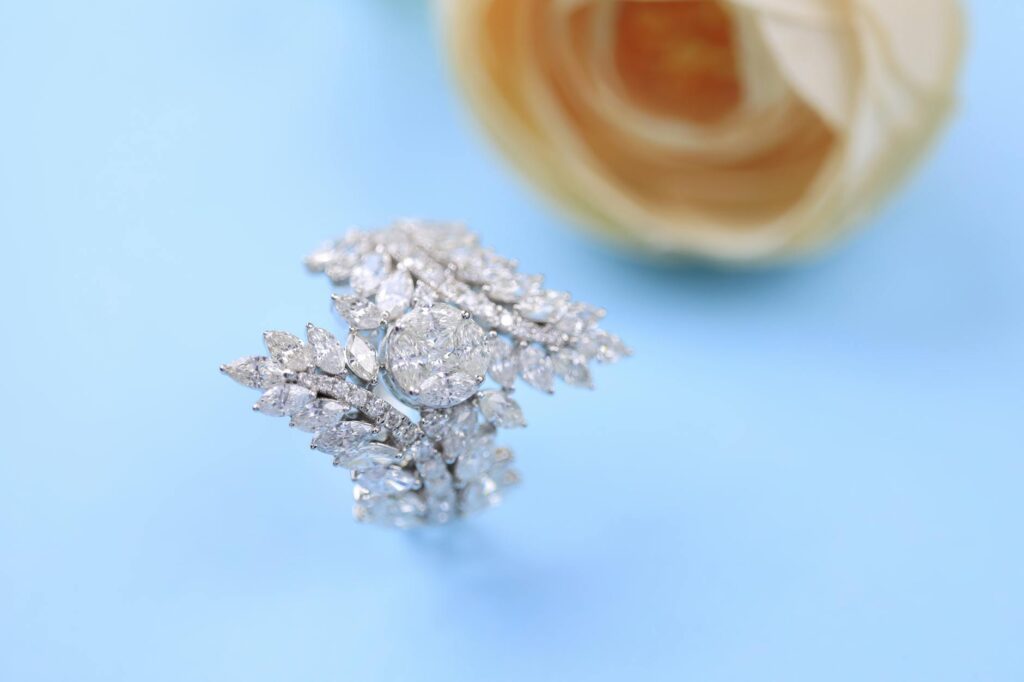 The Ultimate Symbol of Love: Exploring the Allure of 3