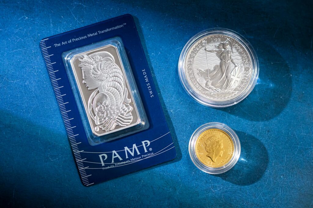 Gold vs Silver Investment: What’s the Better Choice in 2026?