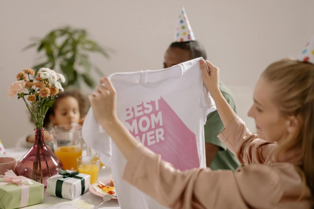 Best Birthday Jewelry Gift for Mom 2026: A Personal Journey