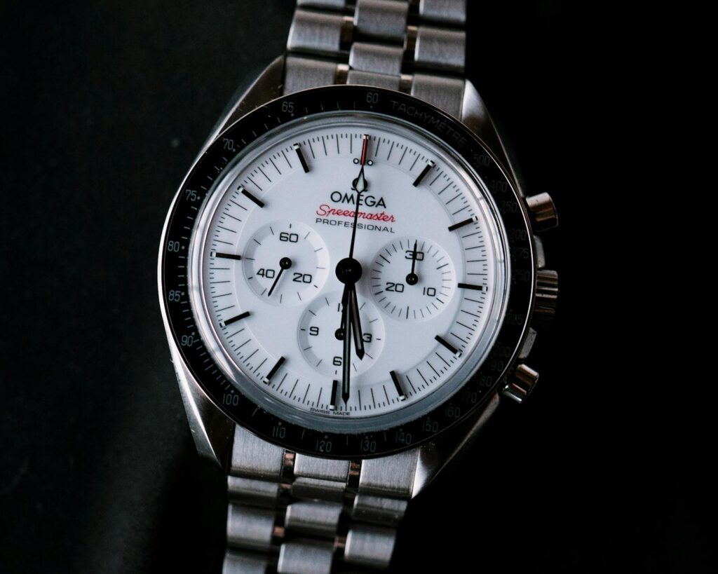 Rolex vs. Omega: Investment Potential Analyzed for 2026